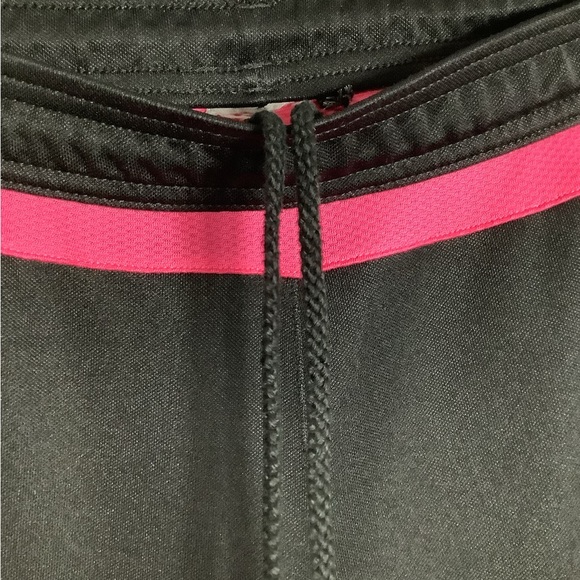 Adidas Tiro style track pants with pink side stripes - Picture 7 of 8